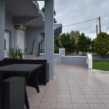 Mg Luxury Villa Kalithies