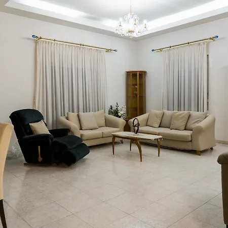 Villa Mg Luxury Kalithies