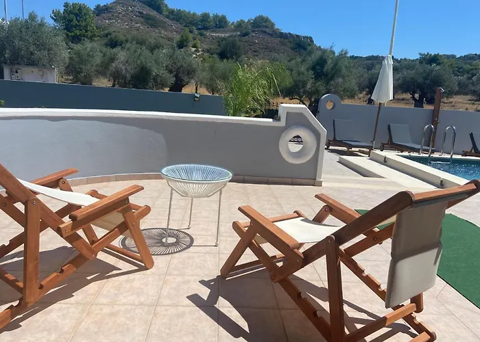 Mg Luxury * Kalithiész