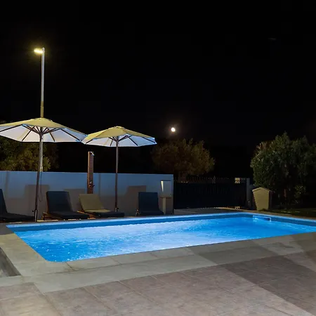 Mg Luxury * Kalithies